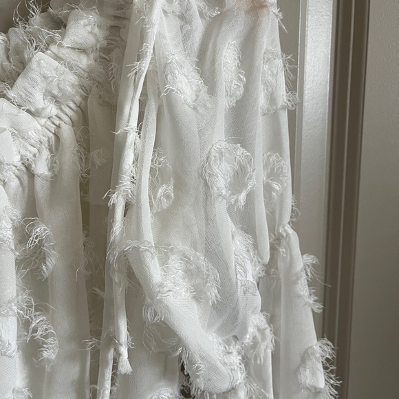 Crescent White Textured Blouse - Picture 4 of 7